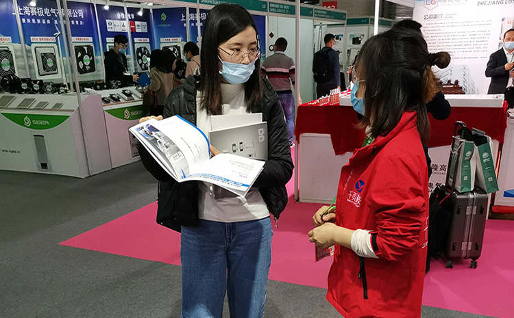 細水霧介紹中.jpg 細水霧介紹中.jpg